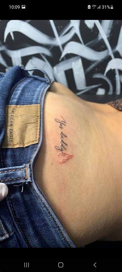 tatuajes para la nalga|Tatuajes en la NALGA para MUJER: FRASES y。